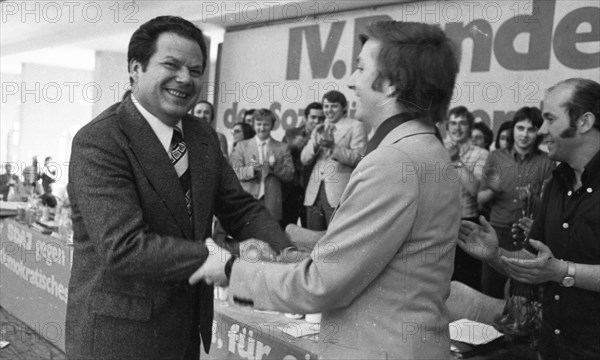 The IV. Federal Congress of the DKP-affiliated Socialist German Workers' Youth (SDAJ) on 19 May 1974 in the Niedersachsenhalle in Hanover.Wolfgang Gehrcke (today Left) with Herbert Mies l, Germany, Europe