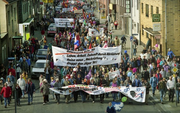 Ruhr area. The Easter March Ruhr 89 on 25. 3. 1989