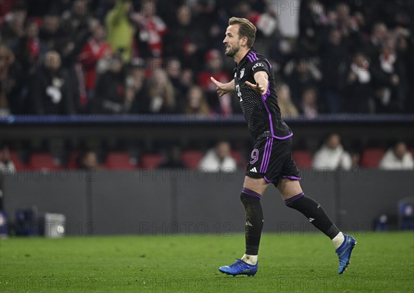 Goal celebration Harry Kane, FC Bayern Munich FCB (09), Champions League, Allianz Arena, Munich, Bavaria, Germany, Europe