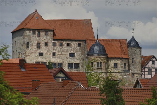 Johanniterburg Kühndorf, Kühndorf Castle, built in 1315 by the Order of St. John on the remains of a predecessor castle as a fort consisting of broad towers, Schmalkalden district, Meiningen, Thuringia, Germany, Europe