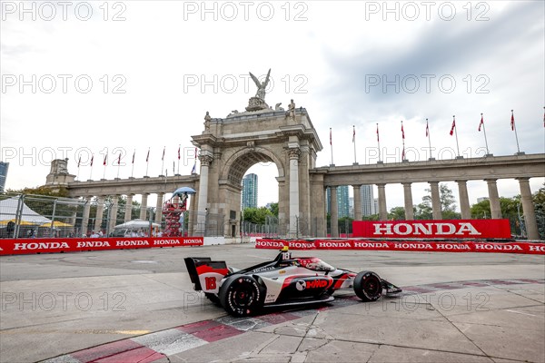 DAVID MALUKAS (18) of Chicago, Illinois runs through the streets during the Honda Indy Toronto in Toronto, ON, CAN