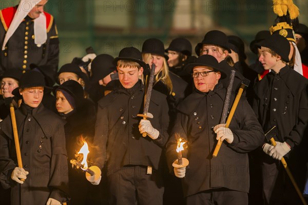 Miners pay their respects on the Schlossplatz