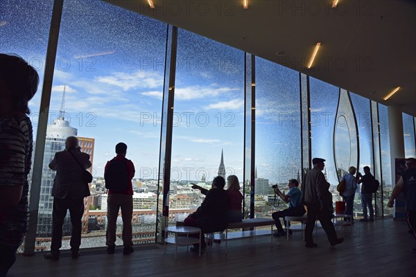 Europe, Germany, Hanseatic City of Hamburg, Elbe, Elbe Philharmonic Hall, Plaza, visitors, view of the city, designed panes, Hamburg, Hamburg, Federal Republic of Germany, Europe