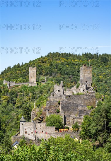 Manderscheid castles, Oberburg and Niederburg, Manderscheid, Eifel, Rhineland-Palatinate. Germany