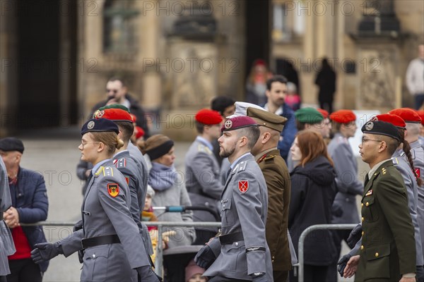 Public roll call of the Army Officers' School on Theatre Square: Bundeswehr honours and bids farewell to young soldiers, Dresden, Saxony, Germany, Europe