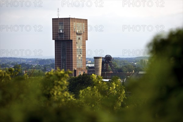 Hammerhead tower of Heinrich Robert colliery, Ost colliery, Hamm, Kissinger Höhe, Ruhr area, North Rhine-Westphalia, Germany, Europe