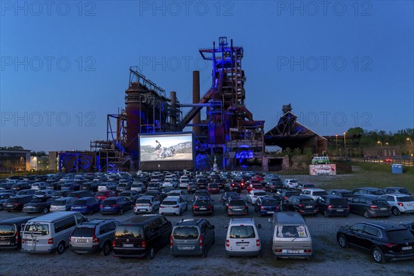 Drive-in cinema Dortmund, against the backdrop of the former blast furnace plant Phönix-West in Dortmund-Hörde, temporary film screening, event in compliance with contact restrictions, effects of the corona crisis in Germany