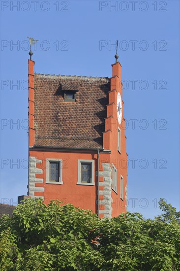 Historic upper gate tower, upper tower, gate tower, red town tower with stepped gable, spire, Meersburg, Obersee, Lake Constance, Lake Constance area, Baden-Württemberg, Germany, Europe