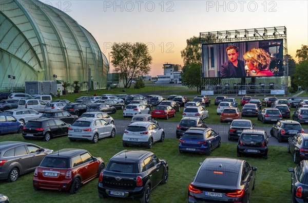 Drive-in cinema at Essen/Mülheim Airport Motor Movies, temporary film screening, at the WDL airship hangar, event in compliance with contact restrictions, effects of the corona crisis in Essen, Mülheim Germany