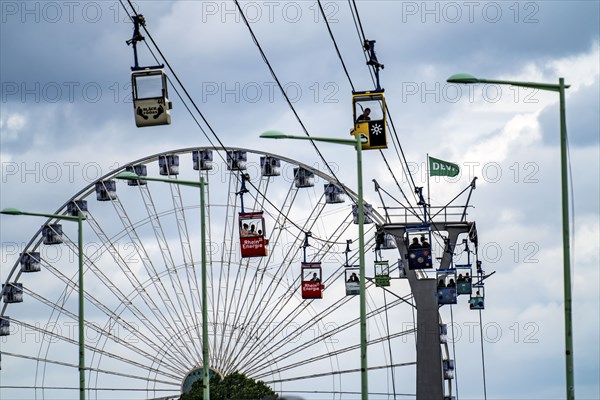 Rhine cable car, cabin above the Rhine, Ferris wheel at the zoo, Cologne, North Rhine-Westphalia, Germany, Europe