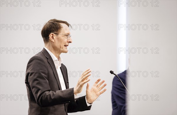 Prof Karl Lauterbach (SPD), Federal Minister of Health, at a press conference on the talks with representatives of the leading municipal associations and association leaders from the healthcare system in Berlin, 11.04.2024