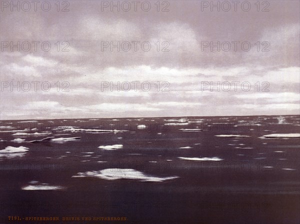 Drift ice in the north-west of Svalbard, Spitsbergen, around 1895, Historical, digitally restored reproduction from a 19th century original, Record date not stated