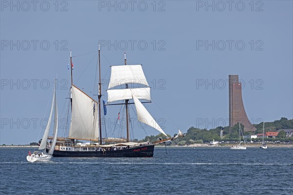 Sailing ship Hendrika Bartelds, sailing boats, naval memorial, Laboe, Kieler Woche, Kiel Fjord, Kiel, Schleswig-Holstein, Germany, Europe