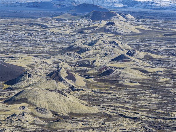 Moss-covered Laki crater or Lakagígar, series of craters, crater continue below glacier Vatnajökull, interior highlands of Iceland, Suðurland, Iceland, Europe