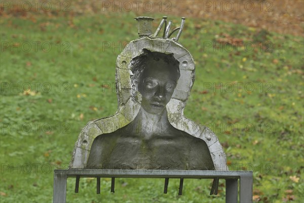 Sculpture Aus der Stille by Ubbo Enninga 2006, head, 3D effect, spatial, three-dimensional, concave, curved, arched, hollow, form, detail, frame, shell, symbol, calm, Stadtpark, Biedenkopf, Hesse, Germany, Europe