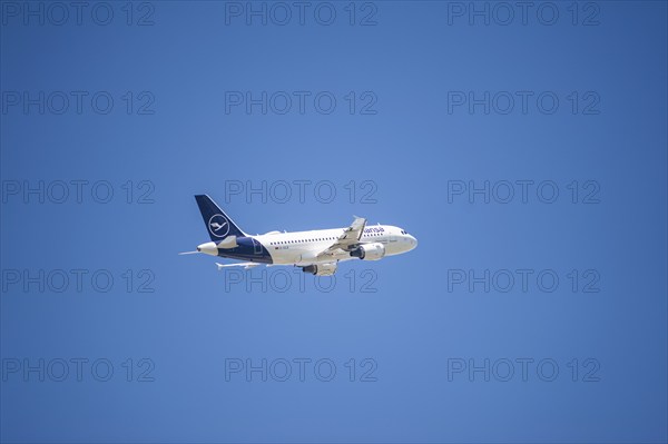 13/05/2024, Berlin, Germany, Europe, A Lufthansa Cityline Airbus A319-114 passenger aircraft with the registration D-AILB taking off from Berlin Brandenburg Airport BER. Lufthansa is a member of the Star Alliance airline alliance, an international network of airlines, Europe