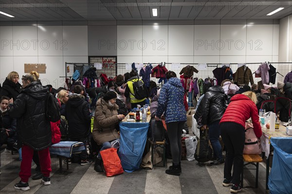 07.03.2022, Berlin, Germany, Europe, Meeting point for war refugees from Ukraine after their arrival at Berlin Central Station, who fled from the war in their home country after Russia invaded and attacked Ukraine, Europe