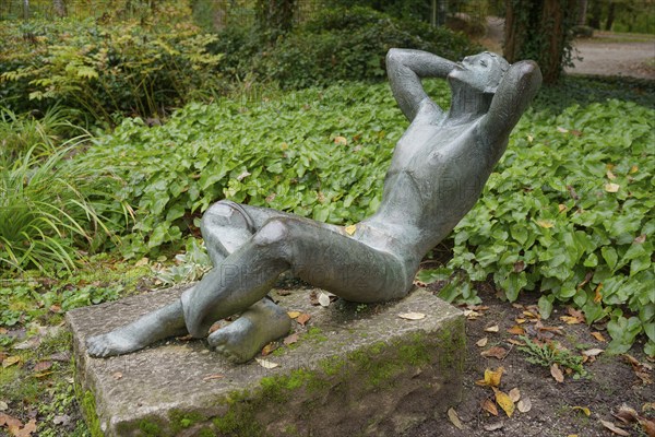 Sculpture in the Haller Ackeranlagen, city park, park, Kochertal, Kocher, Schwäbisch Hall, Hohenlohe, Heilbronn-Franken, Baden-Württemberg, Germany, Europe