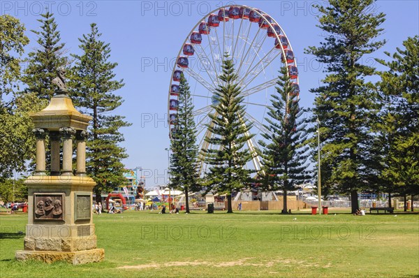 Ferris wheel and Explorers' Monument in the Esplanade Park, Fremantle, WA, Australia, Oceania