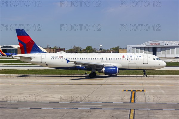 A Delta Air Lines Airbus A320 aircraft with the registration number N350NA at Chicago Midway Airport (MDW) in Chicago, USA, North America