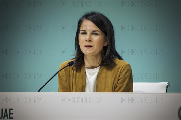 Annalena Baerbock (Buendnis 90 Die Gruenen), Bundesaussenministerin, aufgenommen im Rahmen einer Pressekonferenz auf bei der COP 28 in Dubai, 10.12.2023