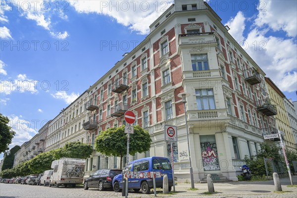 Old buildings, Pfarrstraße, Kaskelkiez, Victoriastadt, Lichtenberg, Berlin, Germany, Europe