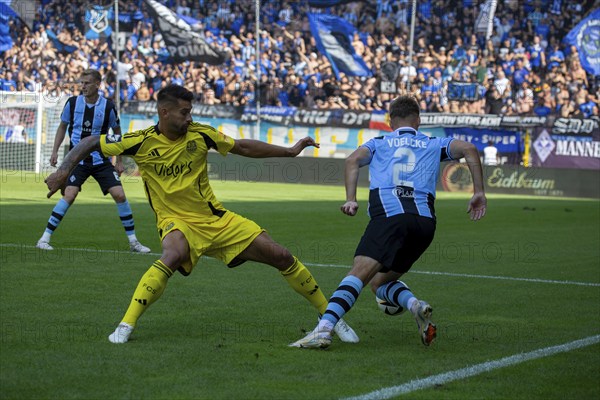 Football 3rd division, season 2024/25, matchday 4: Waldhof Mannheim vs. 1. FC Saarbrücken. On the ball: Sascha Voelcke (2, Waldhof Mannheim)