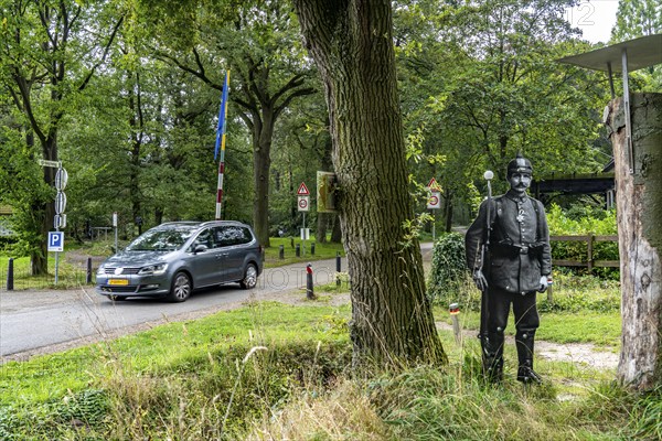 The so-called Green Border, at the former border crossing Grenzweg near Straelen-Kastanienburg and NL Velden, between Germany and the Netherlands, adventure trail for children, the Smugglers' Trail, North Rhine-Westphalia, Germany, Europe