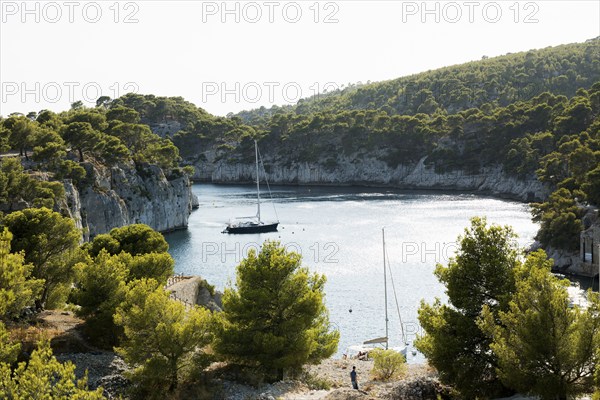 Calanque de Port Miou, Parc National des Calanques, Cassis, Bouches-du-Rhone, Provence-Alpes-Côte d'Azur, South of France, France, Europe