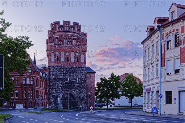 The historic Tangermünde Tor in front of the old town centre of Stendal in the Altmark region. Hanseatic city of Stendal, Saxony-Anhalt, Germany, Europe