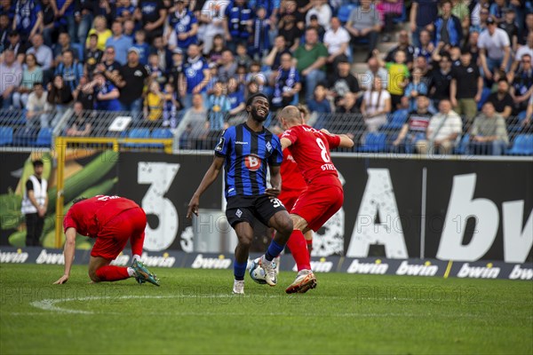 06.04.2024, Football 3rd division, Season 2023/24, Matchday 32: Waldhof Mannheim vs SpVgg Unterhaching (6:1) . Kelvin Arase (36, Waldhof Mannheim) is annoyed about losing the ball