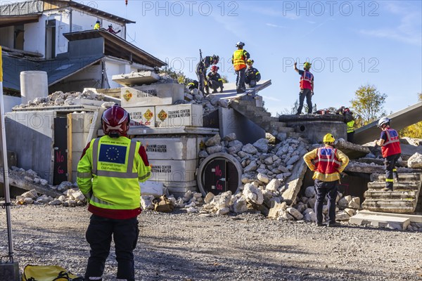 International disaster control exercise Magnitude with more than 1000 rescuers. They are rehearsing an emergency after a fictitious earthquake on the Upper Rhine. The large-scale exercise, co-financed by the European Union, is intended to practise the cooperation of rescue teams from different nations. The focus was on a debris section at the TCRH Training Centre Rescue and Relief in Mosbach, Baden-Württemberg, Germany, Europe