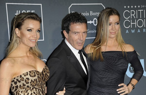 Nicole Kimpel, Antonio Banderas and Barbara Kimpel at the 24th Annual Critics' Choice Awards held at the Barker Hangar in Santa Monica, USA on January 13, 2019., Santa Monica, California, USA, North America