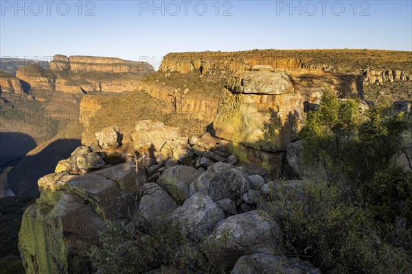 Sunset at the Blyde River Canyon, view of the canyon and Mesa Mountains in the evening light, Upper Viewpoint, canyon landscape, Panorama Route, Mpumalanga, South Africa, Africa