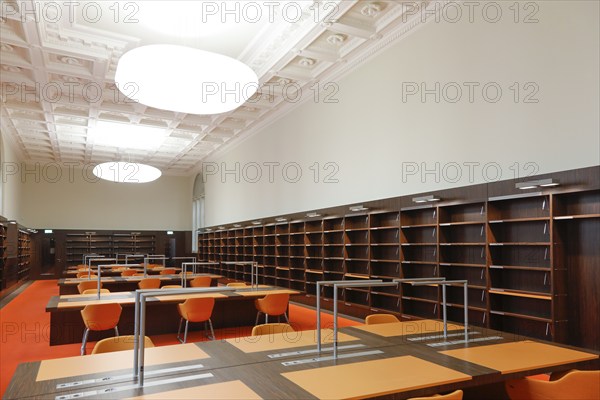 New reading room in the Berlin State Library in the Unter den Linden building The basic refurbishment by the Federal Office for Building and Regional Planning has now been completed, 01.11.2019