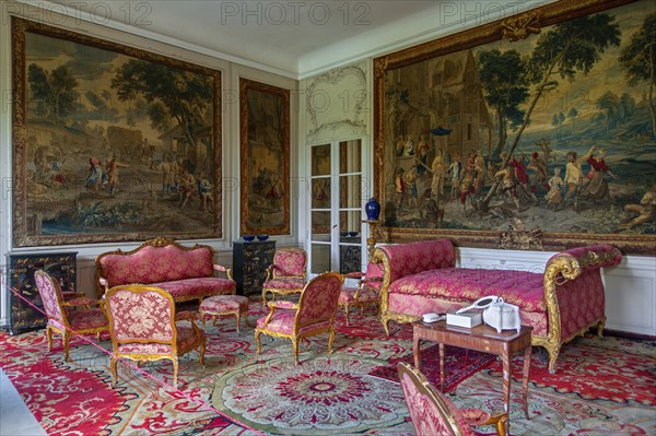 Epinoy Room in Regency style and Brussels tapestries at Château de Bel?il, Baroque castle in Beloeil, province of Hainaut, Wallonia, Belgium, Europe