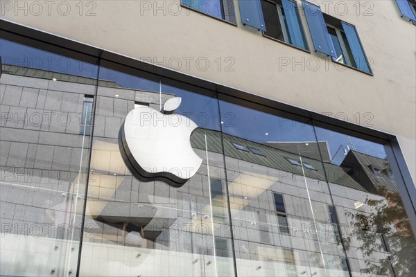 Apple symbol on an Apple Store in the Old Town, Munich, Bavaria, Germany, Europe