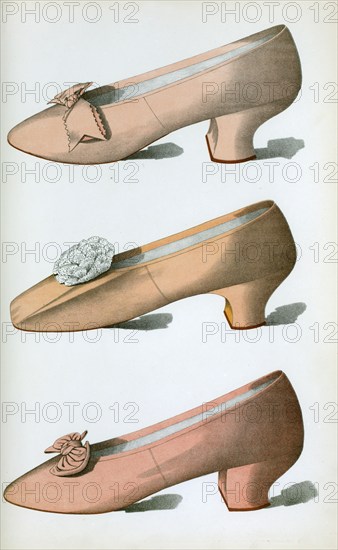 Shoe fashion in 1900, Women's shoes, Pink kid shoe and two pink satin shoes, Pink kid shoe and two pink satin shoes (1900)