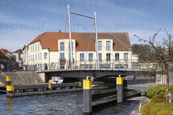 Swing bridge, Königstuhl, Malchower See, Malchow, island town, Mecklenburg Lake District, Mecklenburg, Mecklenburg-Vorpommern, Germany, Europe