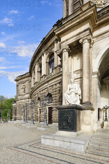 Semperoper, Saxony royal court opera house, Facade detail, Dresden, Saxony, Germany, Europe