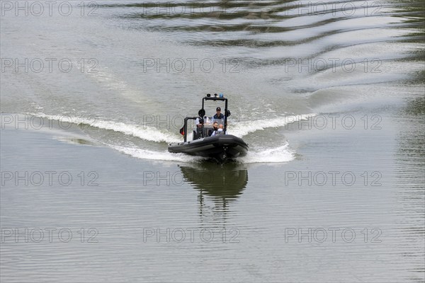 Police operation on a rubber dinghy on the Neckar, Stuttgart, Baden-Württemberg, Germany, Europe