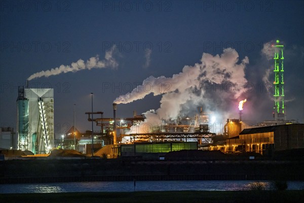 Duisburger Häfen, Rheinkai Nord, outer harbour, premises of DK Recycling und Roheisen GmbH, on the Rhine, Stadtwerke Turm, North Rhine-Westphalia, Germany, Europe