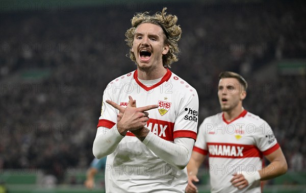 Goal celebration Nick Woltemade VfB Stuttgart (11) Ermedin Demirovic VfB Stuttgart (09) MHPArena, MHP Arena Stuttgart, Baden-Württemberg, Germany, Europe