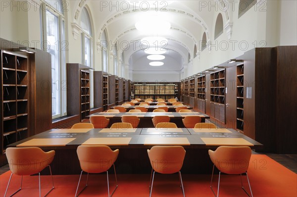 New reading room in the Berlin State Library in the Unter den Linden building The basic refurbishment by the Federal Office for Building and Regional Planning has now been completed, 01.11.2019