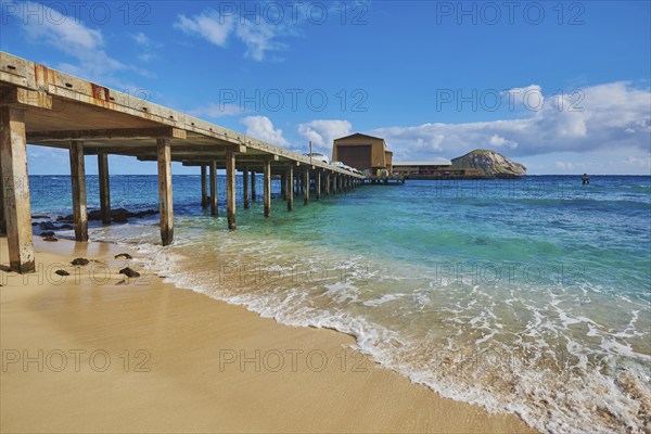 Landscape of the Makai Research Pier, Kaupo Beach Park, Hawaiian Island Oahu, O?ahu, Hawaii, Aloha State, United States, North America