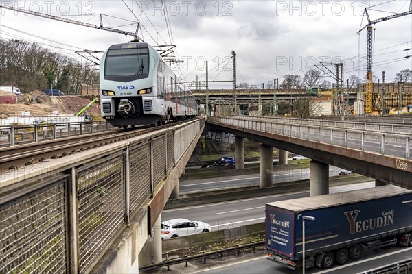 Railway bridges at the Duisburg-Kaiserberg motorway junction, complete reconstruction and new construction of the A3 and A40 junction, all bridges, ramps, carriageways are being renewed and partly widened, 8-year construction period, railway bridges running there are also being renewed, North Rhine-Westphalia, Germany, Europe