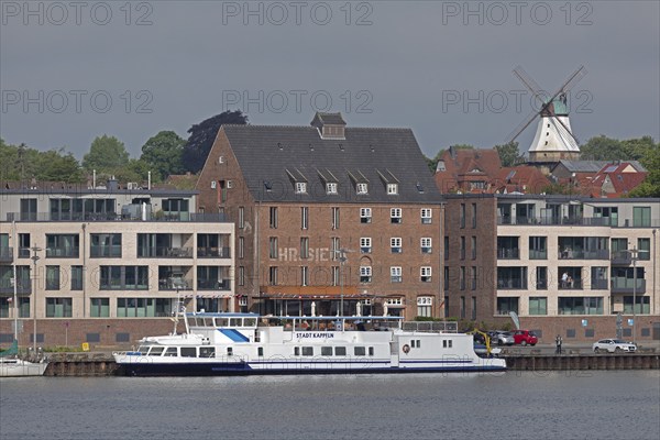 View of the harbour from the garden of the youth hostel, excursion boat, houses, Amanda windmill, Kappeln, Schlei, Schleswig-Holstein, Germany, Europe