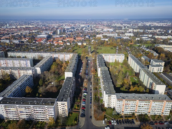 The Bismarck Column in Dresden-Räcknitz is a 23 metre high monument to Bismarck that is now used as an observation tower, aerial view, Dresden, Saxony, Germany, Europe