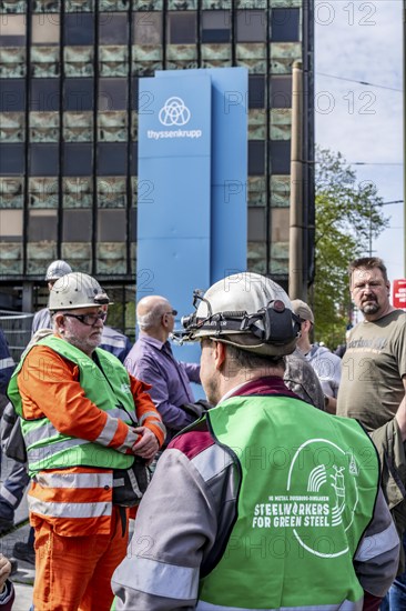 Demonstration by many thousands of steelworkers in front of the headquarters of ThyssenKrupp Steel Europe in Duisburg against massive job cuts following the participation of a foreign investor in the company, Duisburg North Rhine-Westphalia, Germany, Europe