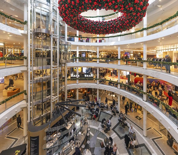 Breuninger department stores' during the Advent season, interior shot with Advent wreath. Stuttgart, Baden-Württemberg, Germany, Europe